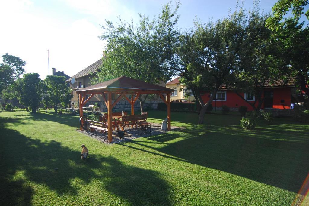 Privat Henry Bed & Breakfast Liptovsky Mikulas Luaran gambar