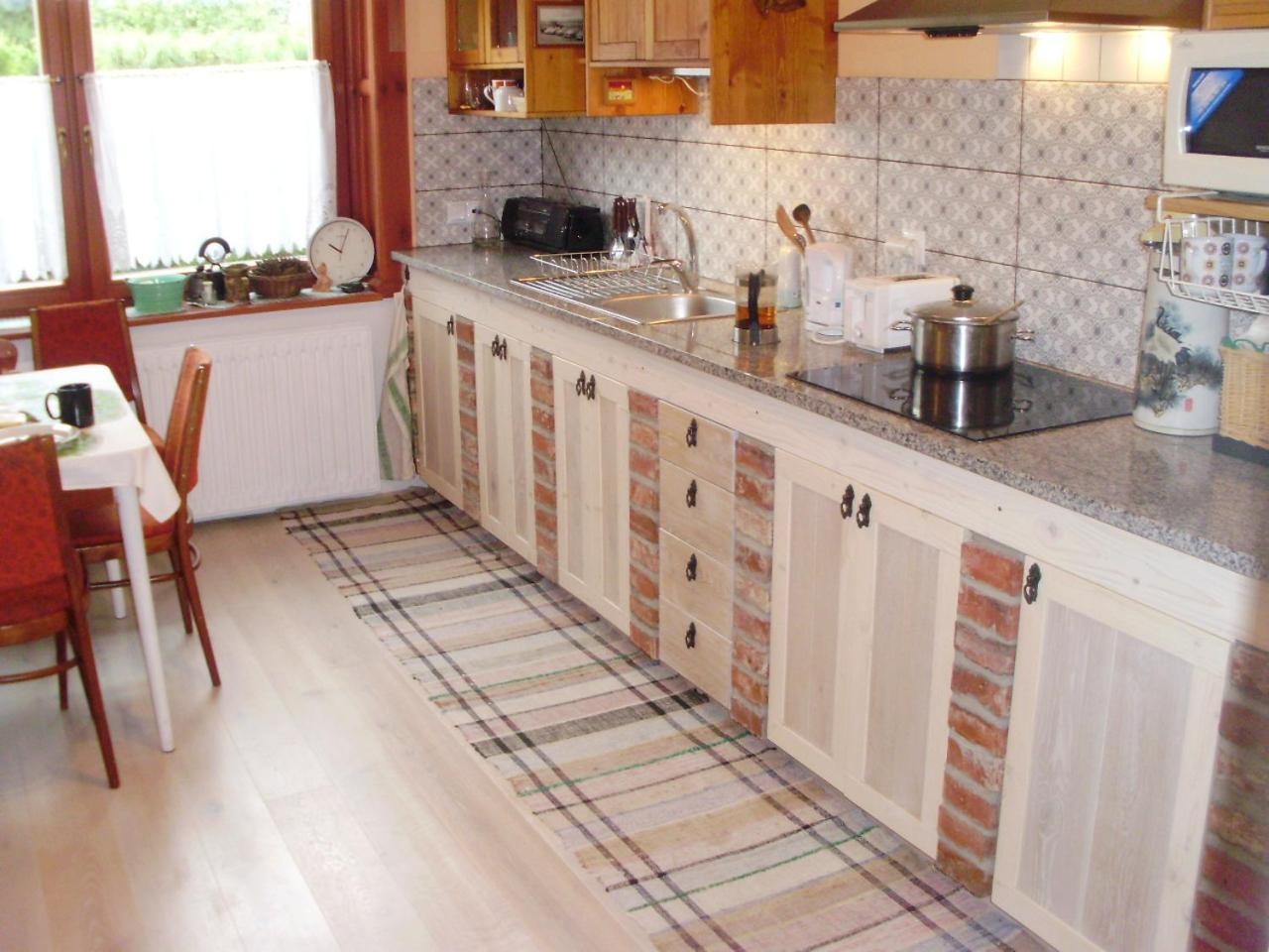 Privat Henry Bed & Breakfast Liptovsky Mikulas Luaran gambar